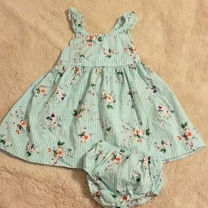 Beautiful 18 mos baby girl's blue floral sun dress with bloomers